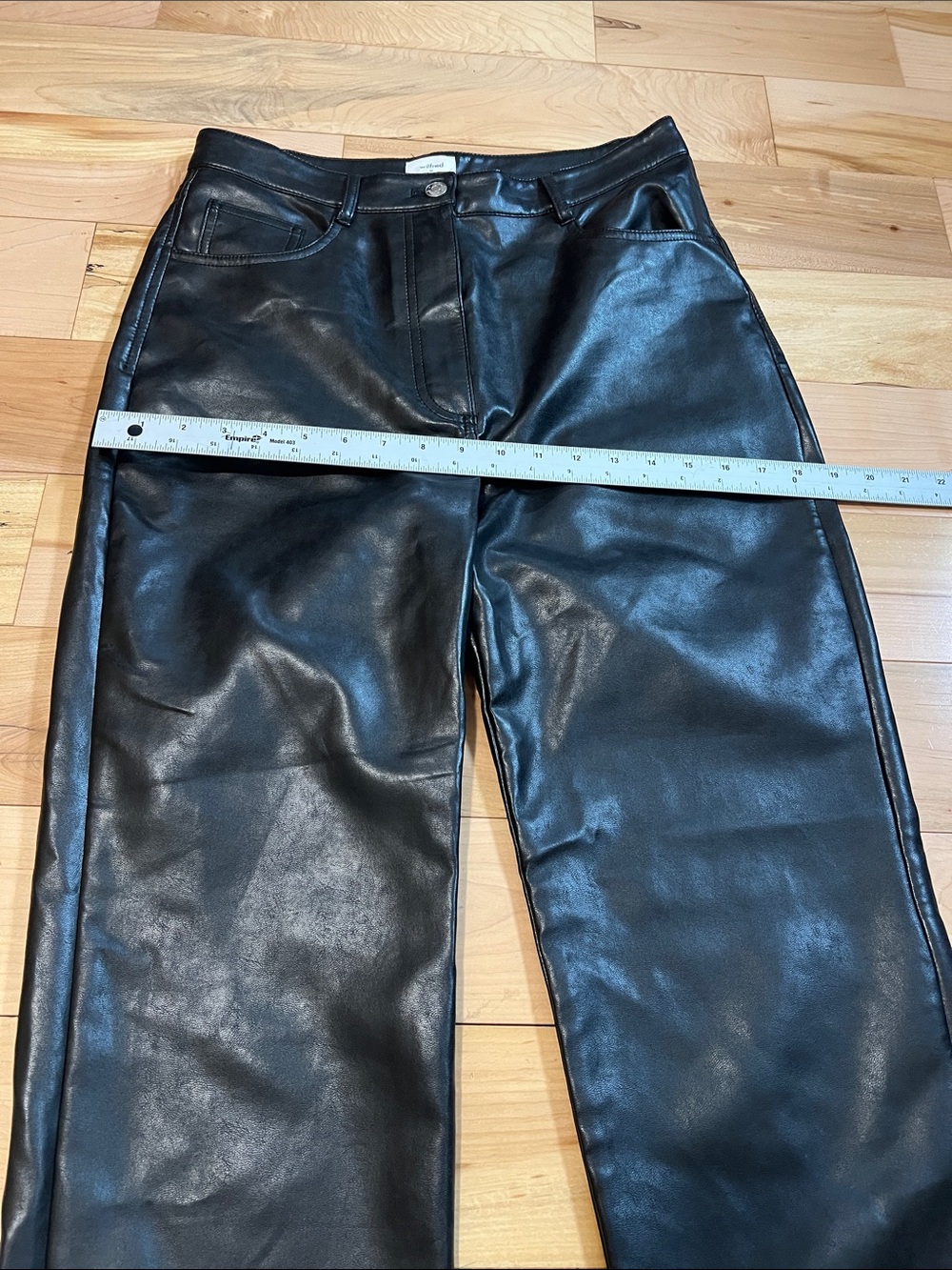 Wilfred Black Straight-Leg Faux Leather Pants - Picture 5 of 13